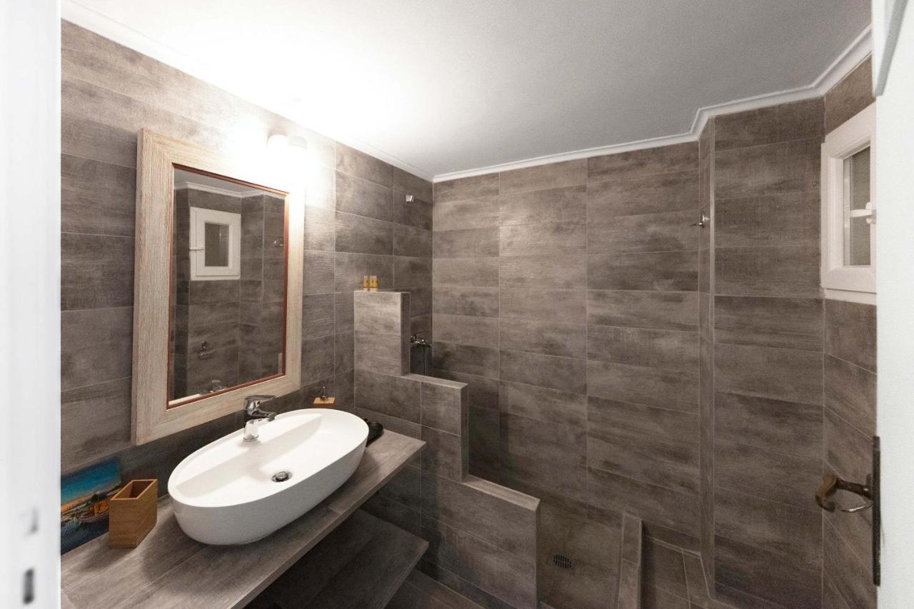 Spacious 3 Bedroom Apt Near Acropolis Museum Athènes Extérieur photo