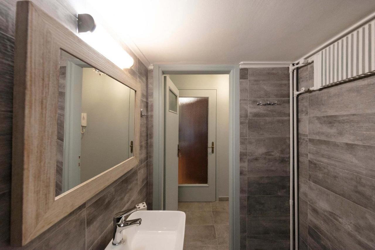 Spacious 3 Bedroom Apt Near Acropolis Museum Athènes Extérieur photo